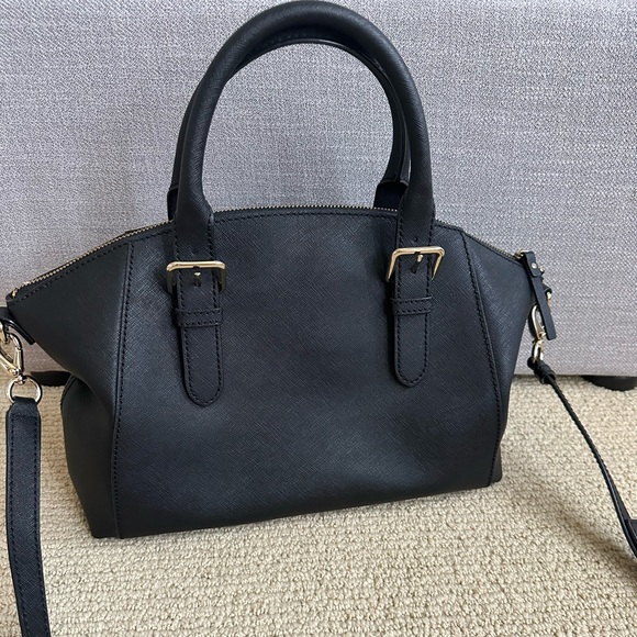 Beautiful lightly used black kate spade purse - Picture 5 of 6